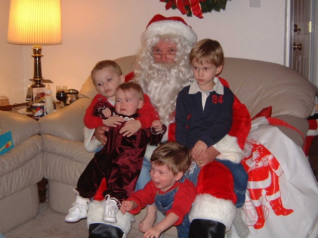 Hildebrand Christmas ScreenSaver/640x480_2002-12-24 Christmas Eve 30.jpg